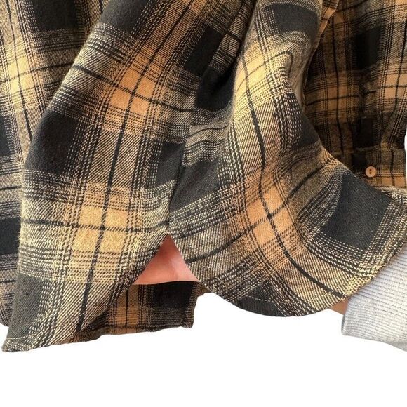 Vine & Love Women's Size SMALL plaid brown black cotton button up shirt - Picture 6 of 9